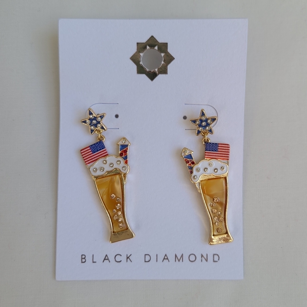 SALE! NWT Black Diamond Patriotic Drink Earrings